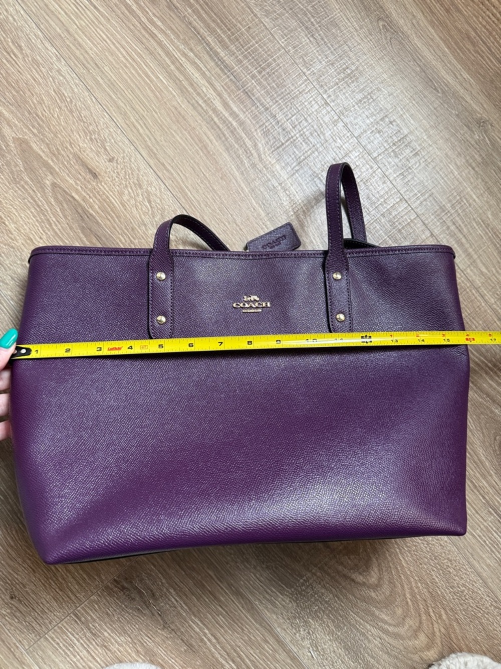 COACH Plum Leather Town Tote with Gold Hardware and Logo - Picture 5 of 7